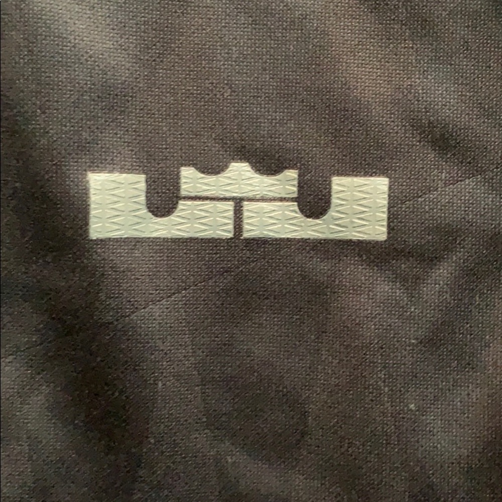 Nike jacket - Picture 2 of 3